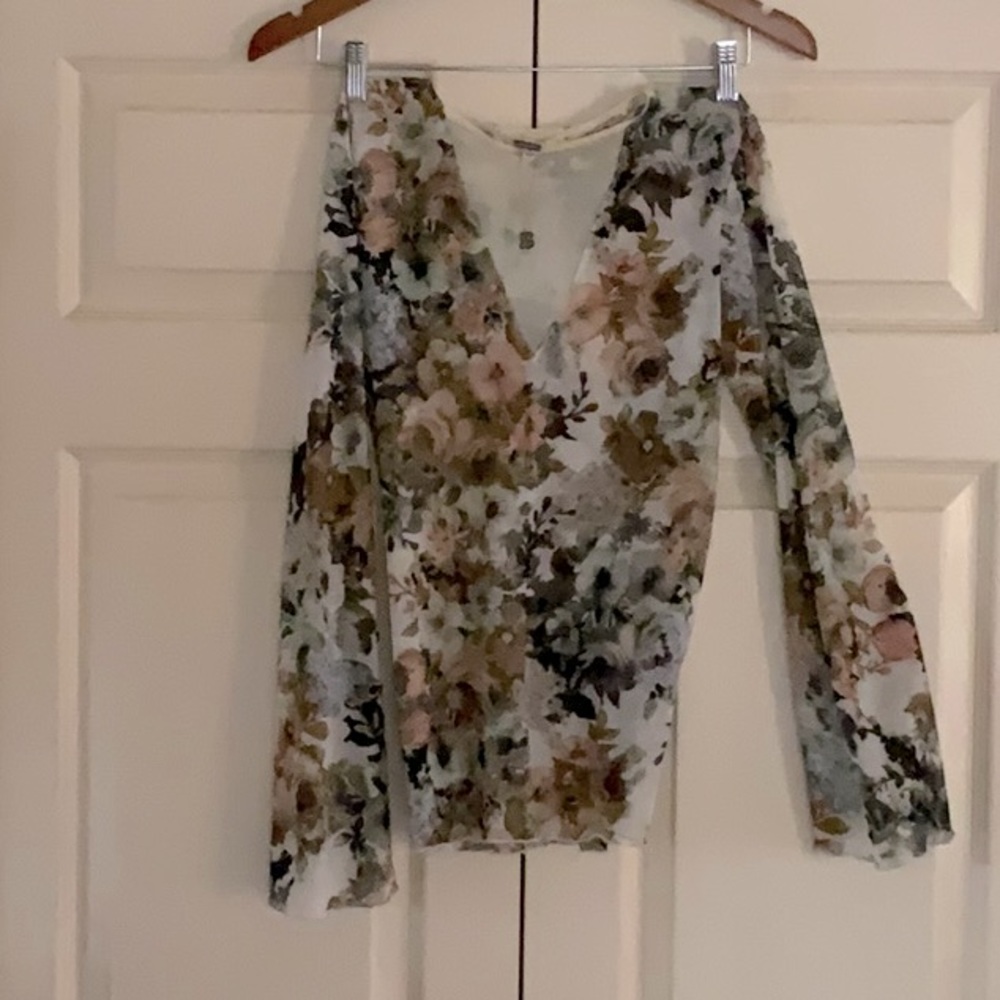 Slightly fitted top